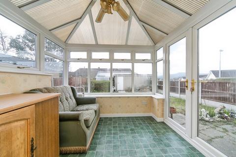 3 bedroom bungalow for sale, Pen Y Gaer, Deganwy, Conwy, LL31