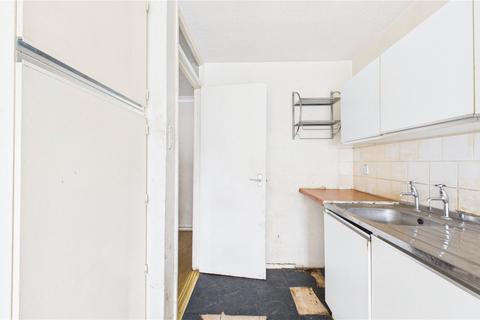3 bedroom flat for sale, Belham Walk, London, SE5