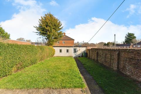2 bedroom end of terrace house for sale, Parklands, Little Sutton, Ellesmere Port, Cheshire, CH66