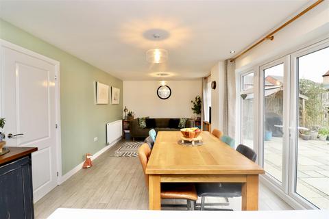 undefined, Easton Avenue, Pocklington, York