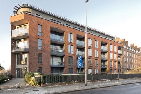 2 bedroom flat to rent, Stewarts Lodge, London SW8