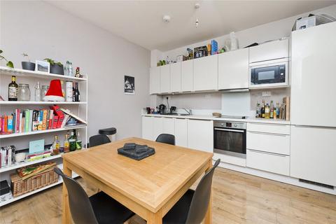 2 bedroom flat to rent, Stewarts Lodge, London SW8