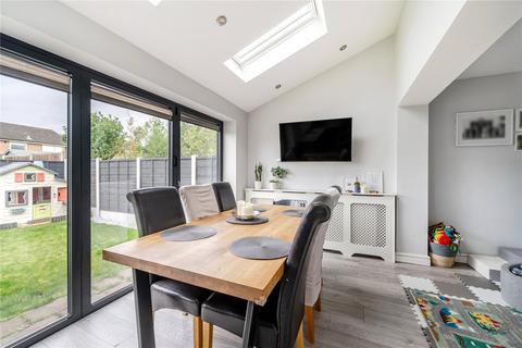 3 bedroom semi-detached house for sale, Lowther Drive, Swillington, Leeds, West Yorkshire