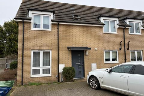 2 bedroom semi-detached house for sale, Ogden Gardens, Wisbech