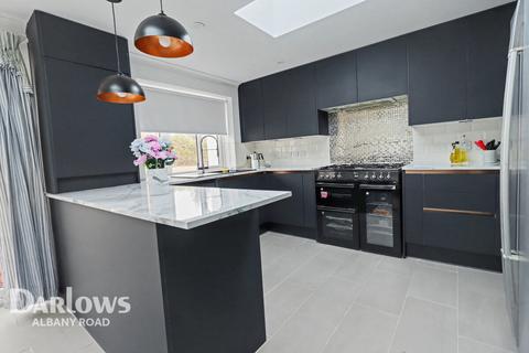 3 bedroom terraced house for sale, Lakeside Drive, Cardiff
