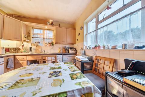undefined, Desborough Crescent, Maidenhead