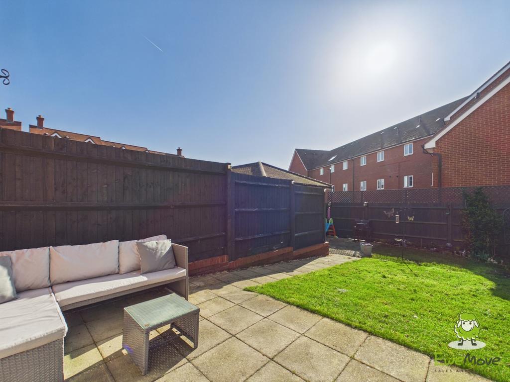 Ewe Move Estate Agents Basingstoke - Fishbourne