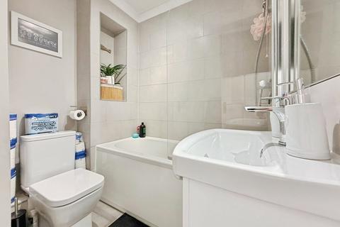 undefined, Simmonds Close, Bracknell, Berkshire