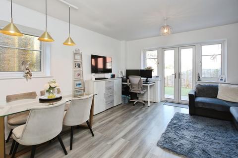2 bedroom end of terrace house for sale, Pembury Road, Tonbridge, Kent, TN9