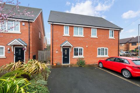 Kennedy Road, Salford, M5