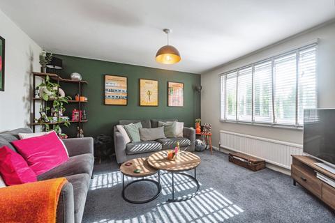 undefined, Knight Street, Basingstoke, Hampshire, RG21