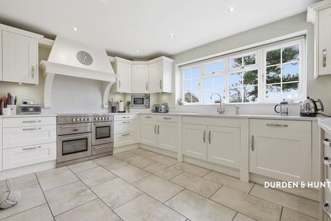 undefined, The Summit, Loughton, IG10