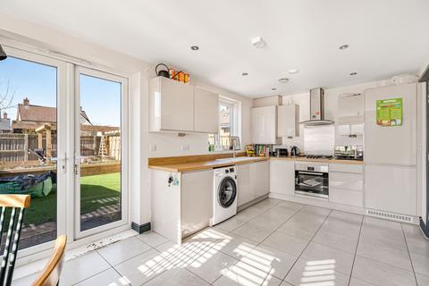 4 bedroom end of terrace house for sale, Millway Furlong, Haddenham, HP17