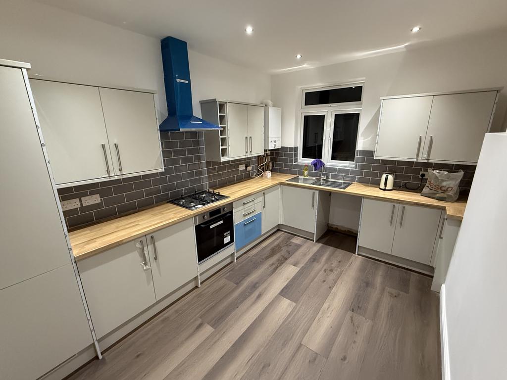 Beuatifully Refubished Flat To Rent