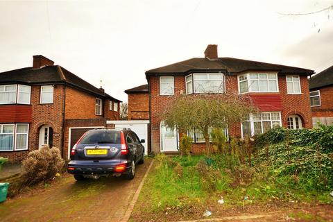 4 bedroom semi-detached house to rent, Tewkesbury Gardens, Queensbury, London, NW9 0QU