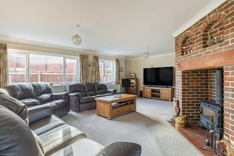 5 bedroom house for sale, Church Lane, Figheldean, Salisbury