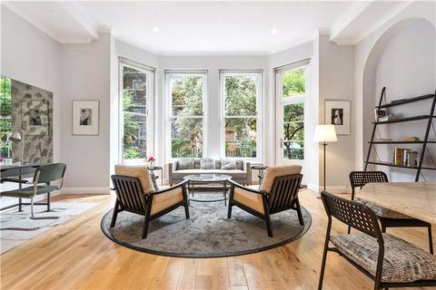 1 bedroom apartment to rent, Courtfield Road, South Kensington, London, SW7