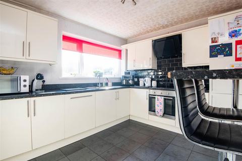 3 bedroom end of terrace house for sale, Mavis Drive, Coppull, Chorley