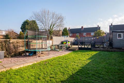 3 bedroom end of terrace house for sale, Mavis Drive, Coppull, Chorley