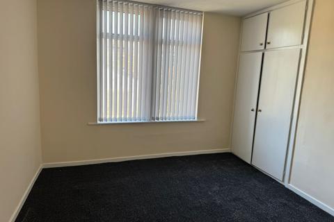 5 bedroom house of multiple occupation to rent, Bradford Road, Huddersfield HD1