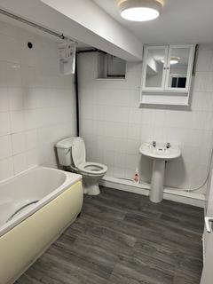 5 bedroom house of multiple occupation to rent, Bradford Road, Huddersfield HD1