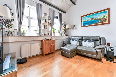 1 bedroom flat for sale, City Road, Old Street, London, EC1V