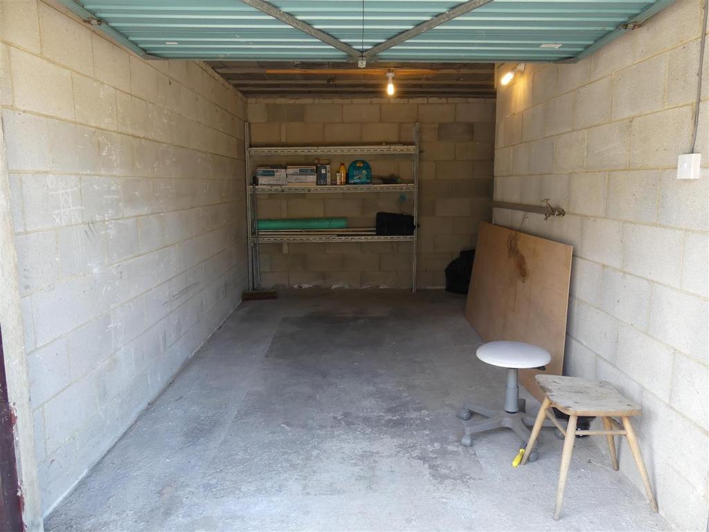 Single Garage