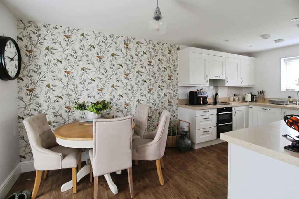 Fitted Kitchen Dining Area
