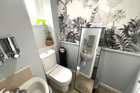 3 bedroom terraced house for sale, Teesdale, Southfields, Northampton NN3
