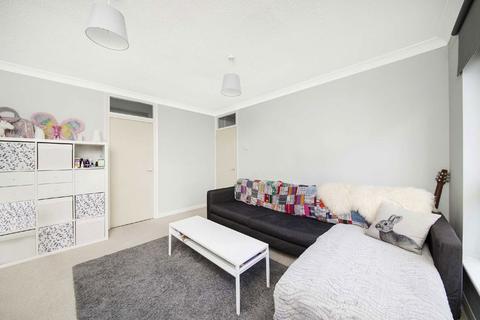 1 bedroom flat to rent, Ferris Road, London SE22