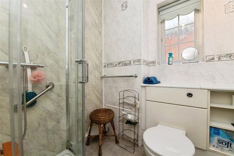 2 bedroom bungalow for sale, Ivydale, Exmouth, Devon, EX8