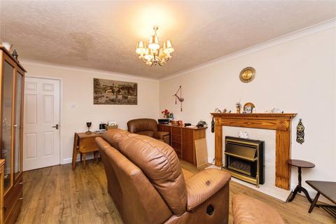 2 bedroom bungalow for sale, Ivydale, Exmouth, Devon, EX8