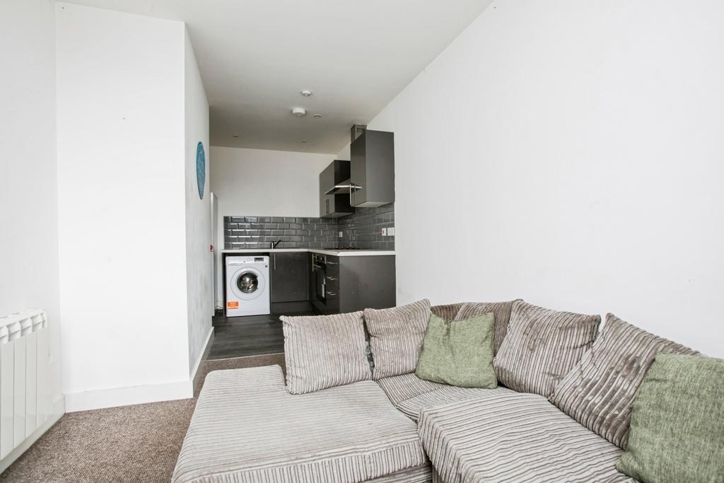 Lounge / Kitchen