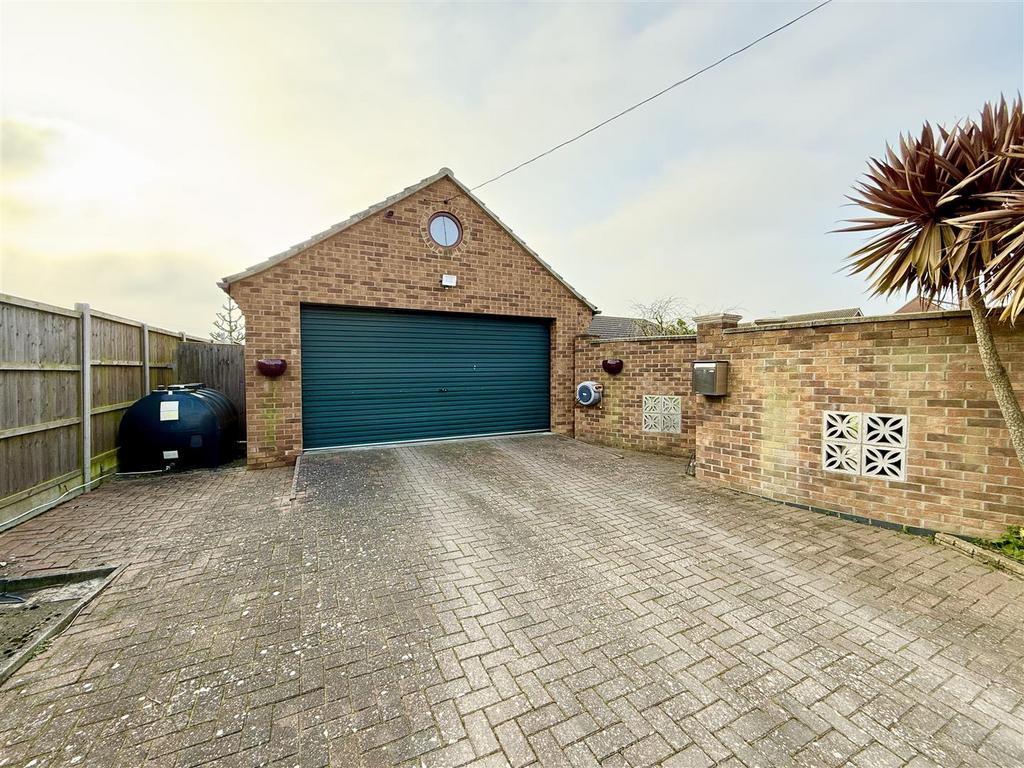 Double garage