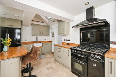 3 bedroom semi-detached house for sale, Elmsett Close, Great Sankey, Warrington, Cheshire, WA5