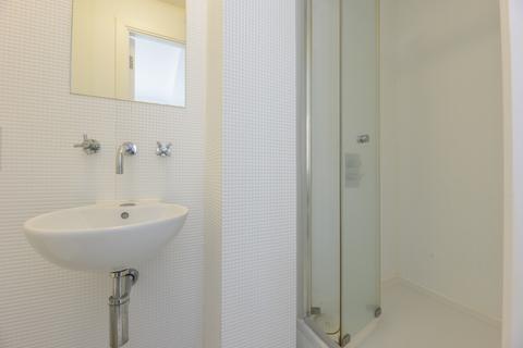 Studio to rent, College Road, Harrow HA1