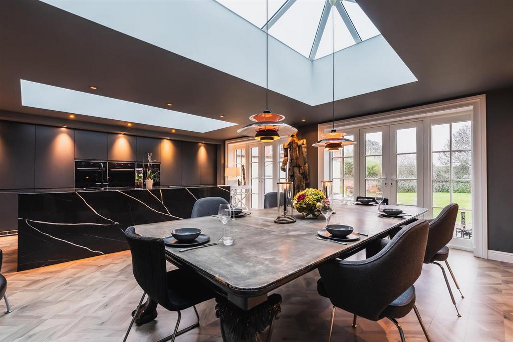 Dining Kitchen