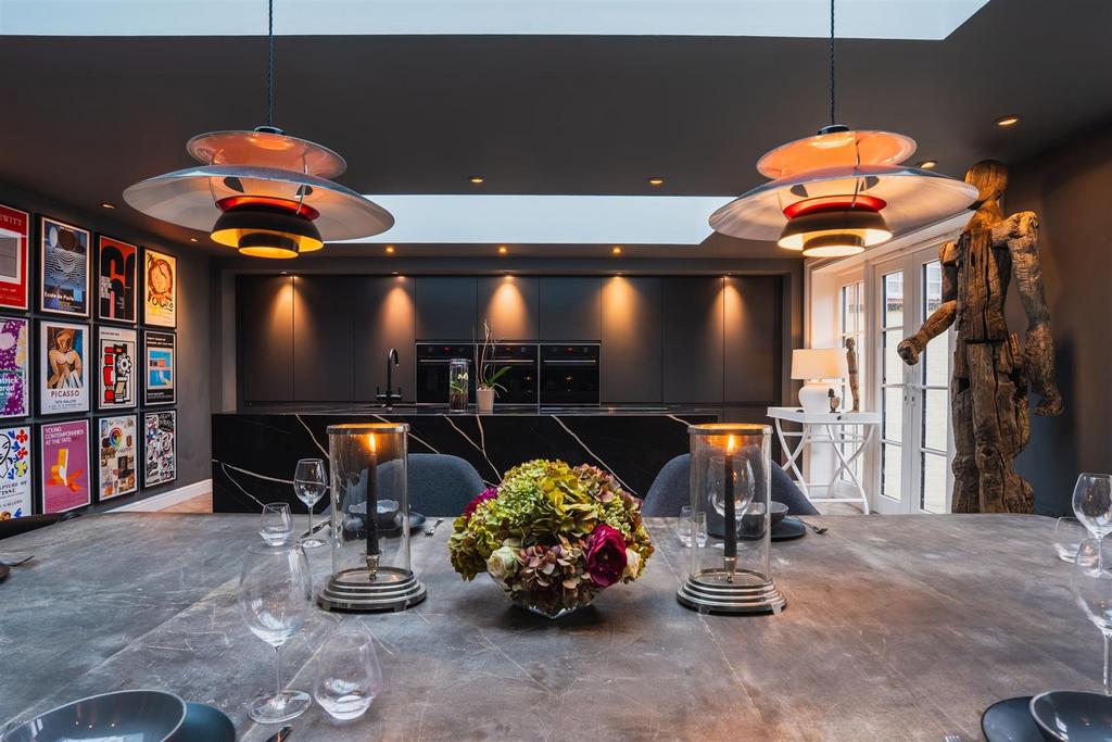 Dining Kitchen