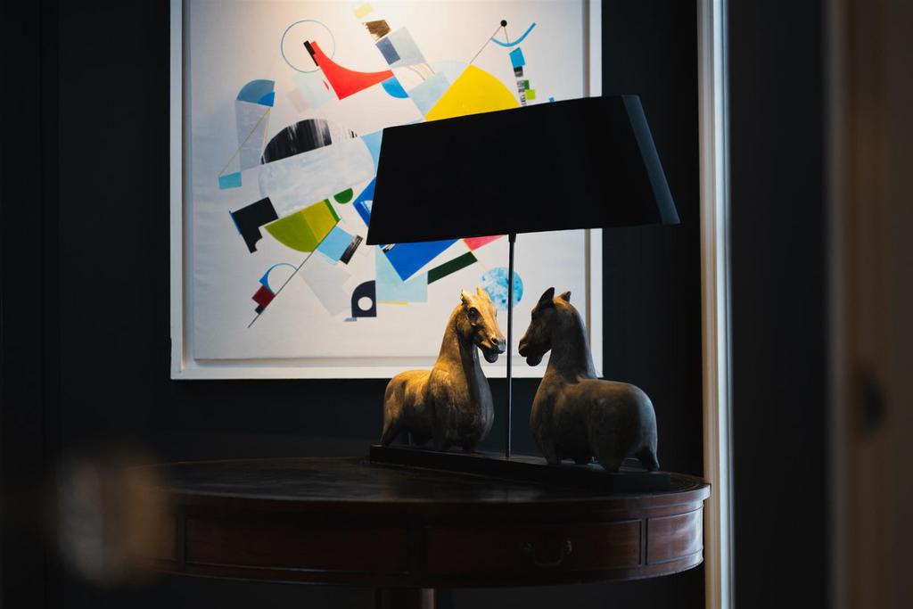 Side Entrance Lobby