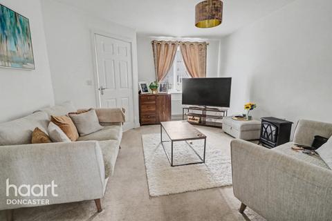 3 bedroom terraced house for sale, Dutchman Way, Doncaster