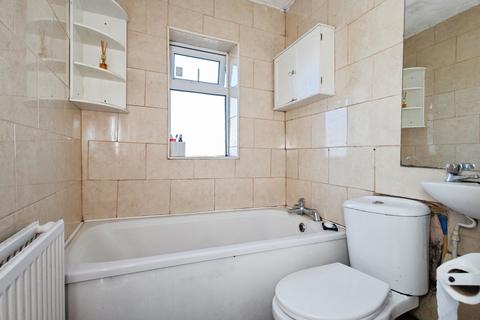 2 bedroom terraced house for sale, Driffield Street, Manchester, Greater Manchester, M14