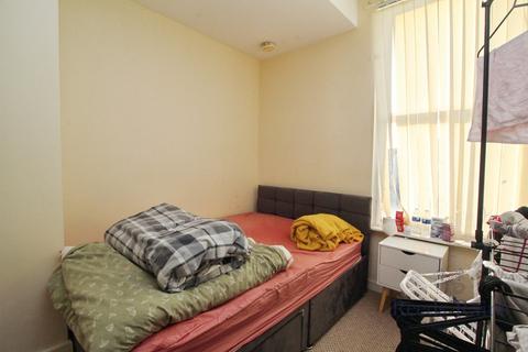 undefined, Moscow Drive, Merseyside L13