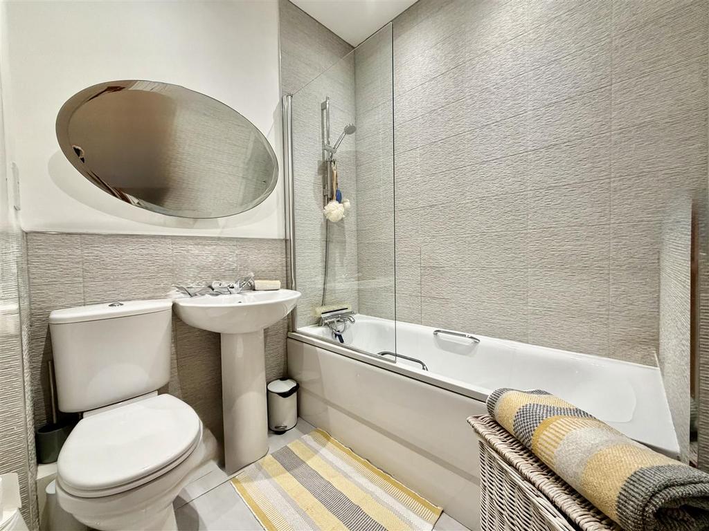 Family bathroom