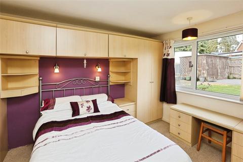 2 bedroom bungalow for sale, St. Margarets Close, Southampton, Hampshire, SO18