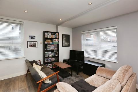 2 bedroom maisonette for sale, Manor Road North, Southampton, Hampshire, SO19