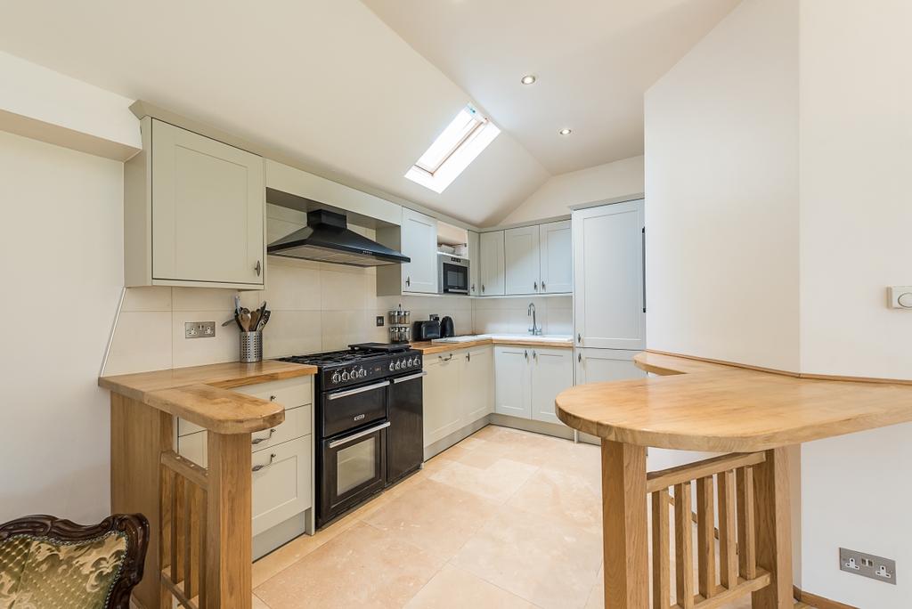 Cottage kitchen