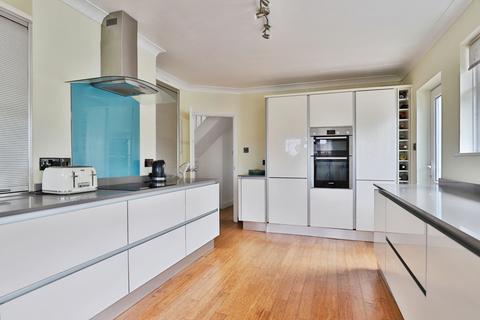 undefined, Meadow Way, Ringwood, Hampshire, BH24