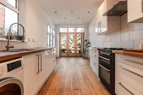 3 bedroom terraced house for sale, Dulverton Road, Leicester, LE3