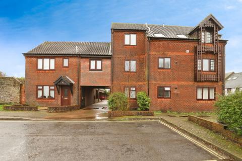 2 bedroom flat for sale, Furlong Mews, Ringwood, Hampshire, BH24