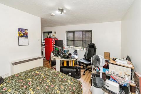 undefined, Captains Place, Southampton, Hampshire, SO14